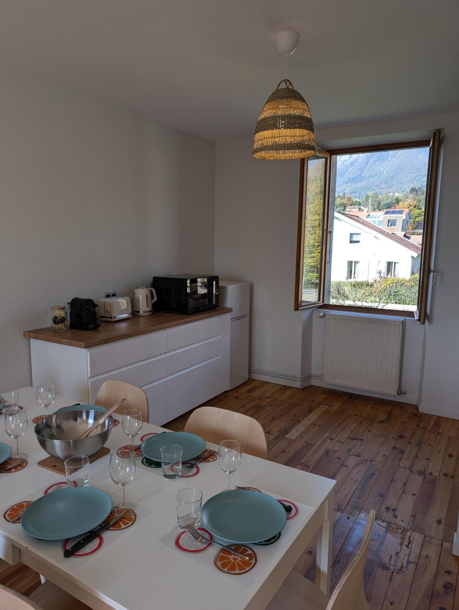 Appart 65M2 Avec 2 Chambres Dans Ferme Renovee - Parking Gratuit - Grande Vue Montagnes Montbonnot-Saint-Martin Extérieur photo