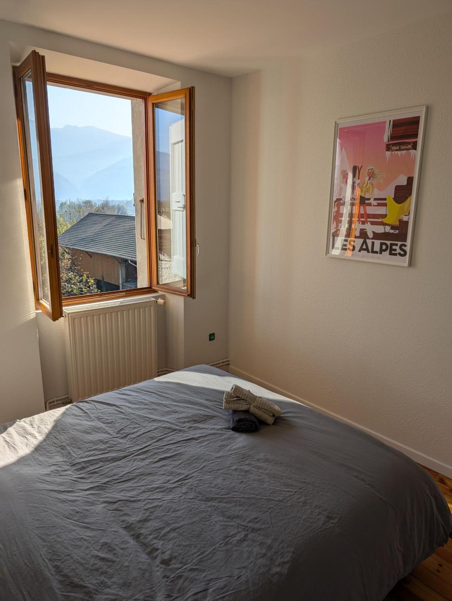 Appart 65M2 Avec 2 Chambres Dans Ferme Renovee - Parking Gratuit - Grande Vue Montagnes Montbonnot-Saint-Martin Extérieur photo