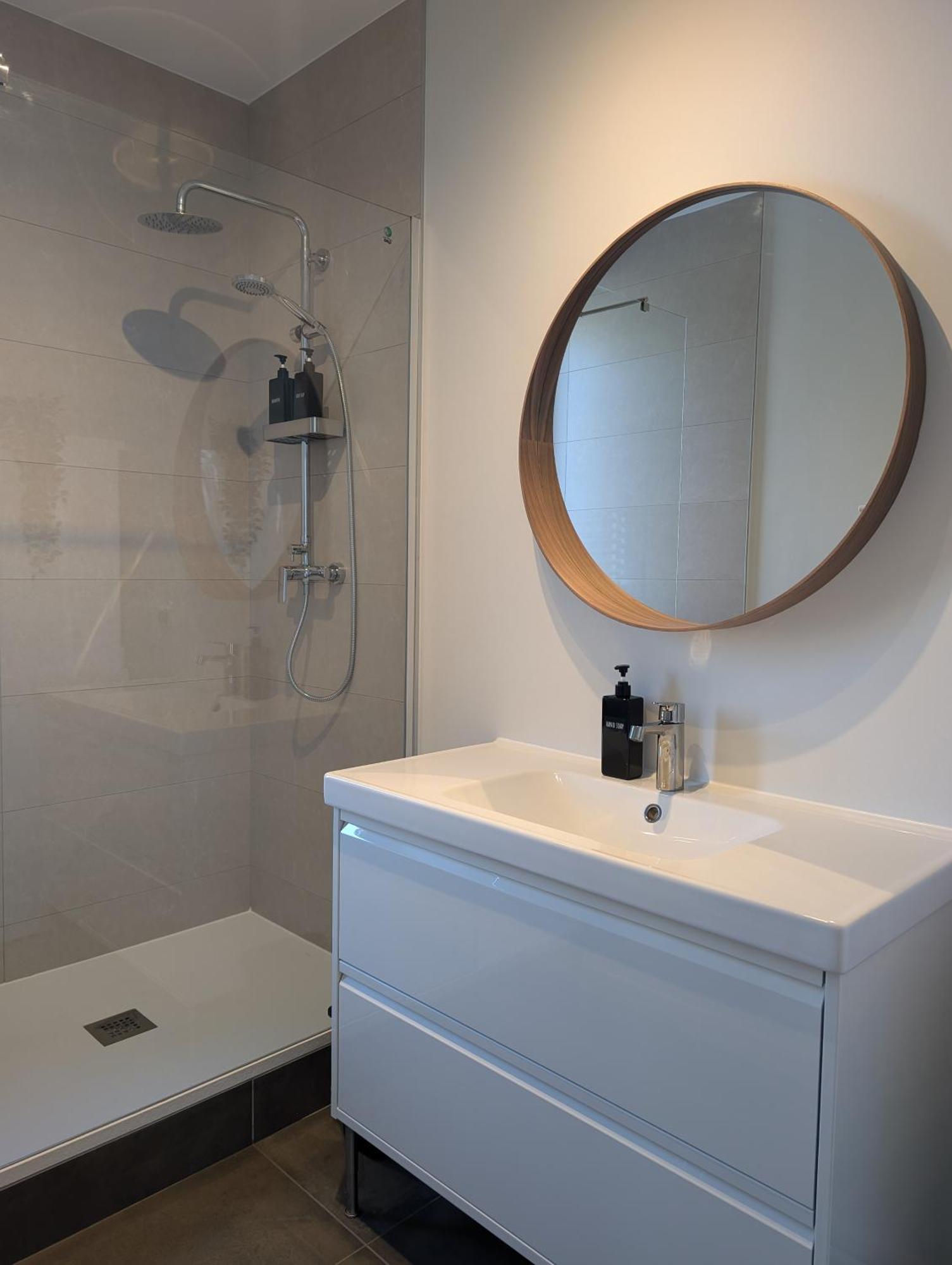 Appart 65M2 Avec 2 Chambres Dans Ferme Renovee - Parking Gratuit - Grande Vue Montagnes Montbonnot-Saint-Martin Extérieur photo